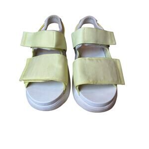 UGG Highlighter Yellow Sport Platform Sandals ChunkySole Size 8 Y2KStyle Vacay